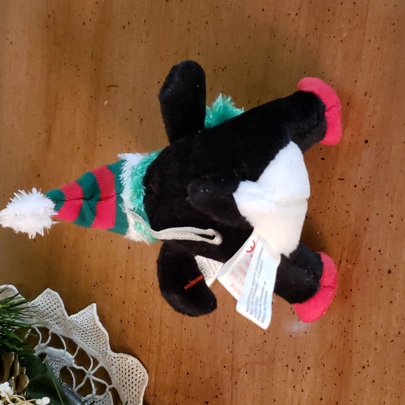 🎅 Vintage TY Jingles Beanies 'Toboggan' Penguin 2004 with tags - Picture 10 of 12